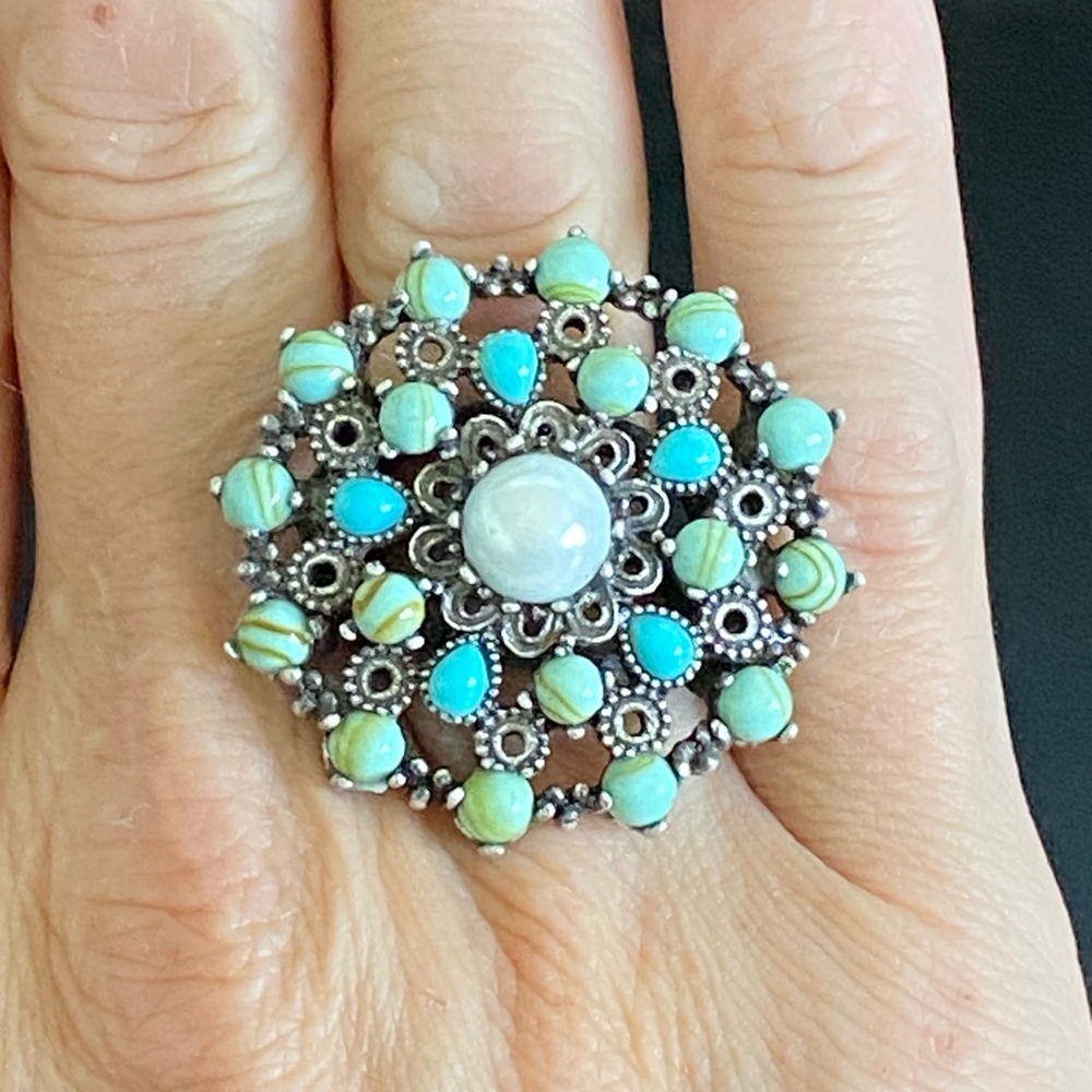 Lucky Brand Turquoise, green stone and faux pearl ring Size 8 - Picture 4 of 6